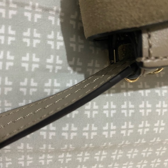 Chloe Faye - Picture 7 of 10